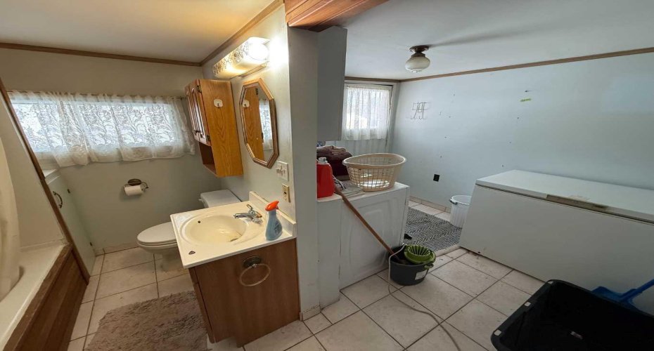 4933 Centre Street, Brule, Alberta T7V1Z1, 5 Bedrooms Bedrooms, ,2 BathroomsBathrooms,Residential,For Sale,Centre,A2289096
