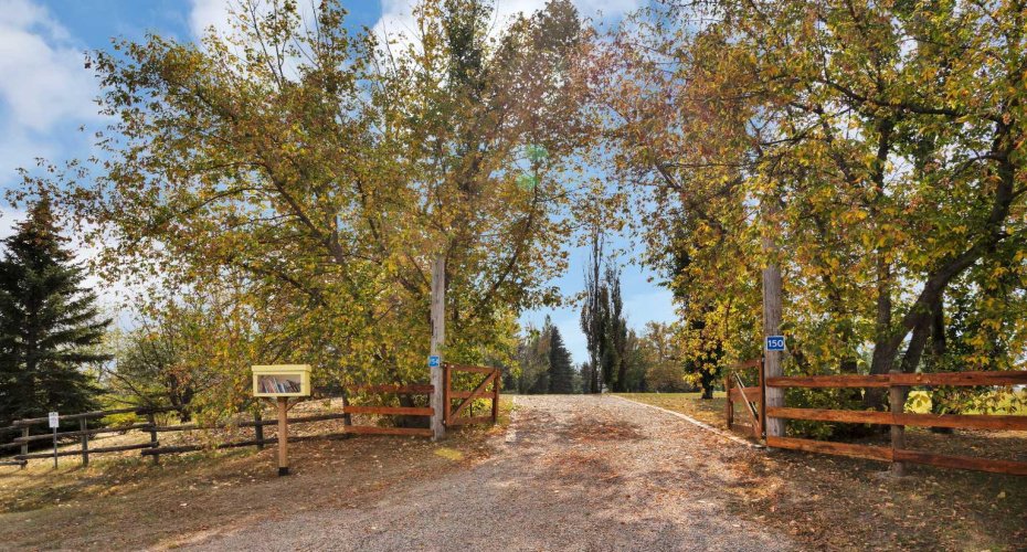 36214 Range Road 250, Rural Red Deer County, Alberta T0M1R0, 3 Bedrooms Bedrooms, ,2 BathroomsBathrooms,Residential,For Sale,Range Road 250,A2289155