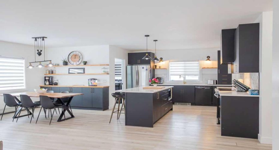 Kitchen/Dining
