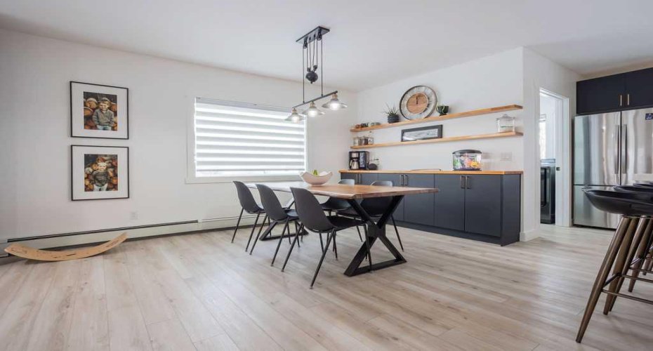 Dining/ Laundry Room