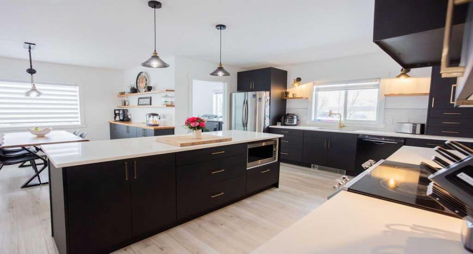 Kitchen/Dining