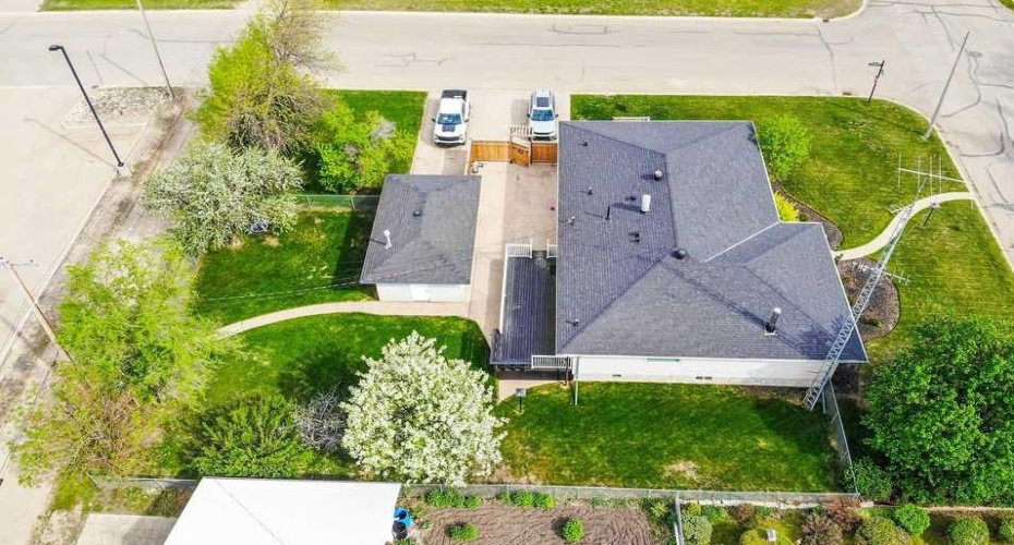 638 9 Avenue, Wainwright, Alberta T9W 1B3, 7 Bedrooms Bedrooms, ,4 BathroomsBathrooms,Residential,For Sale,9,A2289251