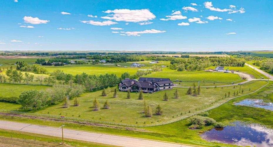 242036 96 Street, Rural Foothills County, Alberta T1S 3Y6, 4 Bedrooms Bedrooms, ,4 BathroomsBathrooms,Residential,For Sale,96,A2289283