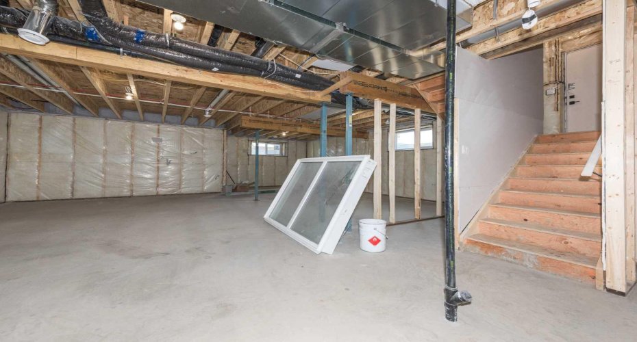 315 Waterford Road, Chestermere, Alberta T1X 3B3, 6 Bedrooms Bedrooms, ,4 BathroomsBathrooms,Residential,For Sale,Waterford,A2289319