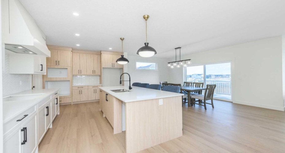 315 Waterford Road, Chestermere, Alberta T1X 3B3, 6 Bedrooms Bedrooms, ,4 BathroomsBathrooms,Residential,For Sale,Waterford,A2289319