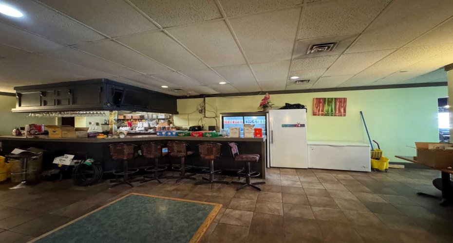 135 Whitefield Drive, Calgary, Alberta T1Y 5X1, ,Commercial,For Lease,Whitefield,A2289374