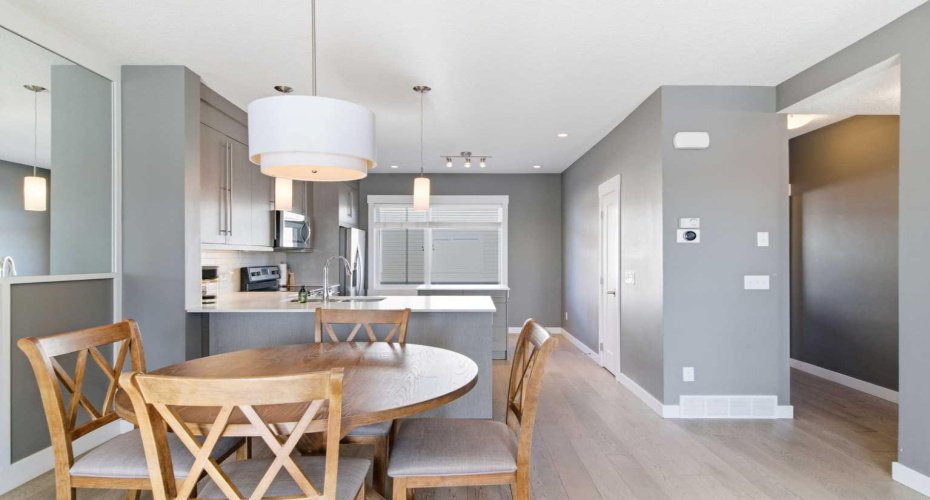 111 Rainbow Falls Gate, Chestermere, Alberta T1X 0Z5, 3 Bedrooms Bedrooms, ,3 BathroomsBathrooms,Residential,For Sale,Rainbow Falls,A2289405