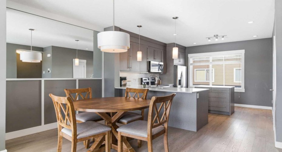 111 Rainbow Falls Gate, Chestermere, Alberta T1X 0Z5, 3 Bedrooms Bedrooms, ,3 BathroomsBathrooms,Residential,For Sale,Rainbow Falls,A2289405