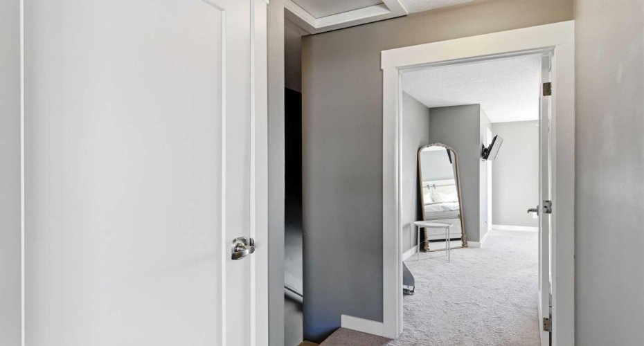 111 Rainbow Falls Gate, Chestermere, Alberta T1X 0Z5, 3 Bedrooms Bedrooms, ,3 BathroomsBathrooms,Residential,For Sale,Rainbow Falls,A2289405