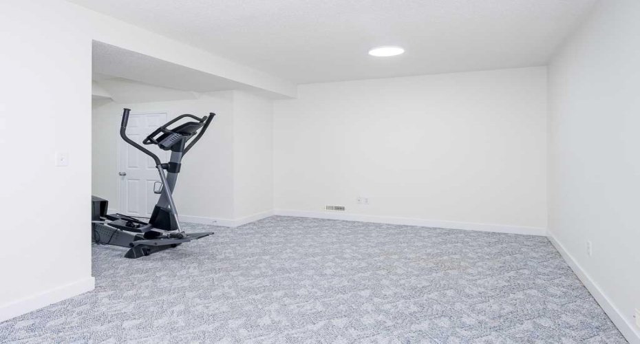 100 Catalina Circle, Calgary, Alberta T1Y 7B7, 3 Bedrooms Bedrooms, ,4 BathroomsBathrooms,Residential,For Sale,Catalina,A2289457