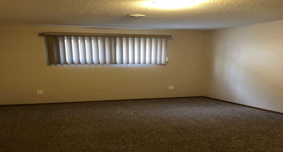 2608B 11 Avenue, Wainwright, Alberta T9W 1W2, 3 Bedrooms Bedrooms, ,2 BathroomsBathrooms,Residential,For Sale,11,A2289508