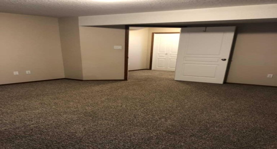2608B 11 Avenue, Wainwright, Alberta T9W 1W2, 3 Bedrooms Bedrooms, ,2 BathroomsBathrooms,Residential,For Sale,11,A2289508