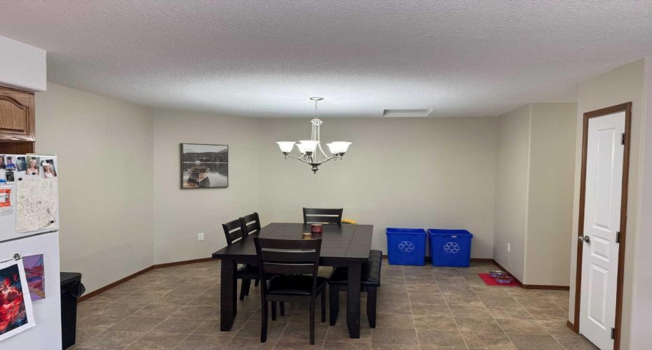 2608B 11 Avenue, Wainwright, Alberta T9W 1W2, 3 Bedrooms Bedrooms, ,2 BathroomsBathrooms,Residential,For Sale,11,A2289508