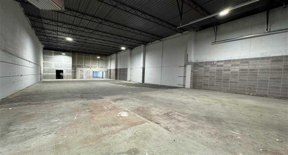 1830 52 Street, Calgary, Alberta T2B 1N1, ,Commercial,For Lease,52,A2289514