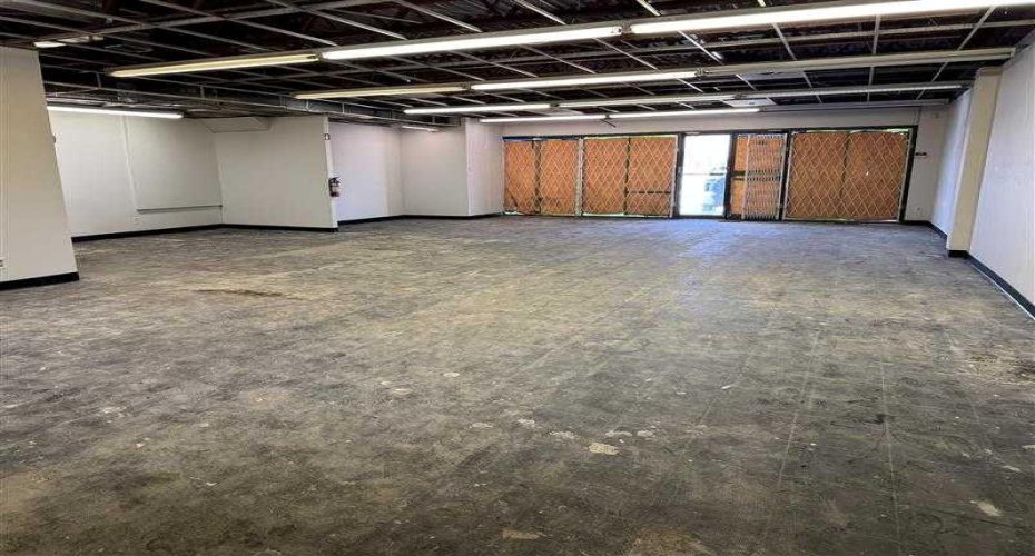 1830 52 Street, Calgary, Alberta T2B 1N1, ,Commercial,For Lease,52,A2289514