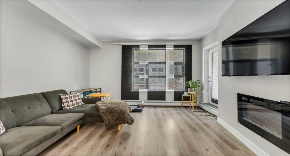 515 4 Avenue, Calgary, Alberta T2E0J9, 2 Bedrooms Bedrooms, ,2 BathroomsBathrooms,Residential,For Sale,4,A2289525