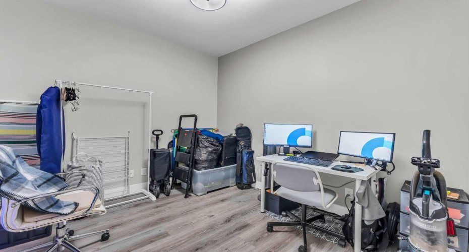 515 4 Avenue, Calgary, Alberta T2E0J9, 2 Bedrooms Bedrooms, ,2 BathroomsBathrooms,Residential,For Sale,4,A2289525