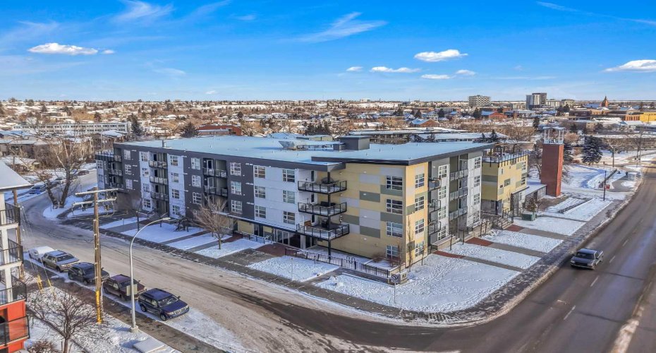 515 4 Avenue, Calgary, Alberta T2E0J9, 2 Bedrooms Bedrooms, ,2 BathroomsBathrooms,Residential,For Sale,4,A2289525