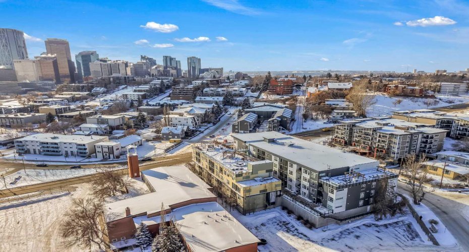 515 4 Avenue, Calgary, Alberta T2E0J9, 2 Bedrooms Bedrooms, ,2 BathroomsBathrooms,Residential,For Sale,4,A2289525