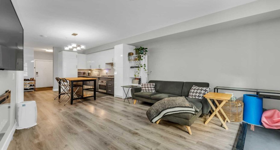 515 4 Avenue, Calgary, Alberta T2E0J9, 2 Bedrooms Bedrooms, ,2 BathroomsBathrooms,Residential,For Sale,4,A2289525
