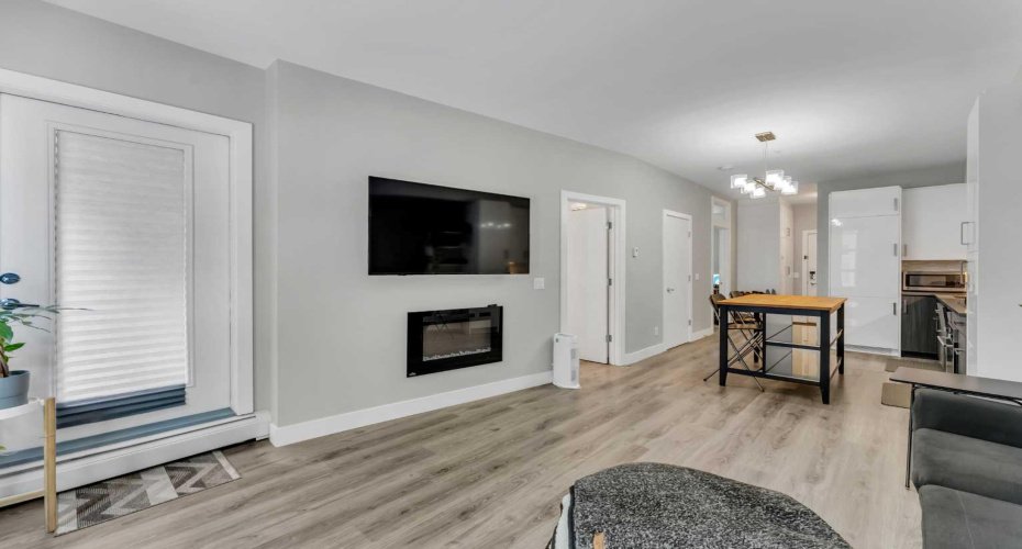 515 4 Avenue, Calgary, Alberta T2E0J9, 2 Bedrooms Bedrooms, ,2 BathroomsBathrooms,Residential,For Sale,4,A2289525