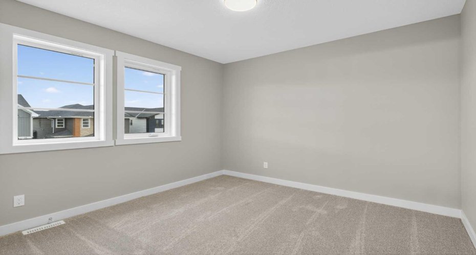 37 Southborough Lane, Cochrane, Alberta T4C 2S6, 3 Bedrooms Bedrooms, ,2 BathroomsBathrooms,Residential,For Sale,Southborough,A2287846