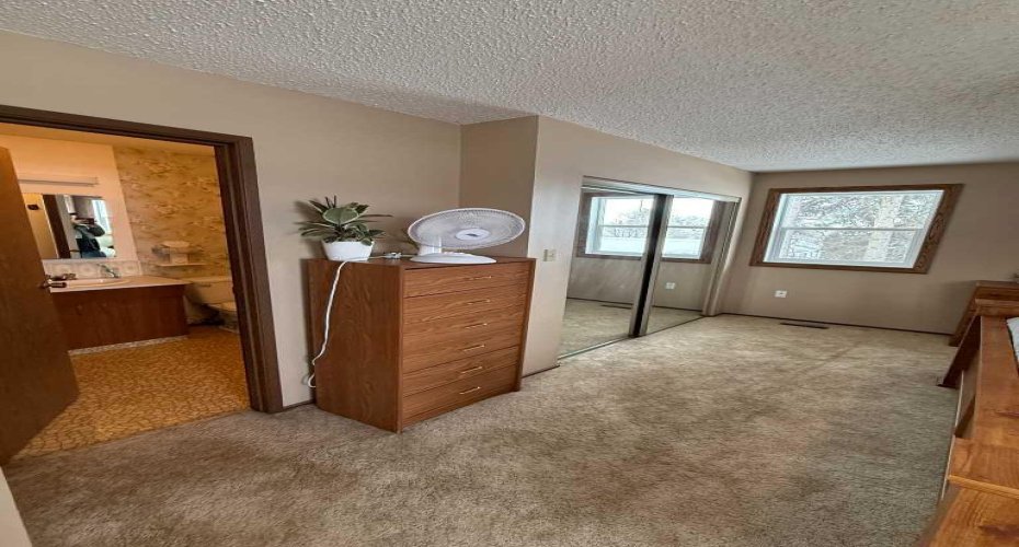 4606 50 Avenue, Vermilion, Alberta T9X 1R5, 4 Bedrooms Bedrooms, ,3 BathroomsBathrooms,Residential,For Sale,50,A2289205