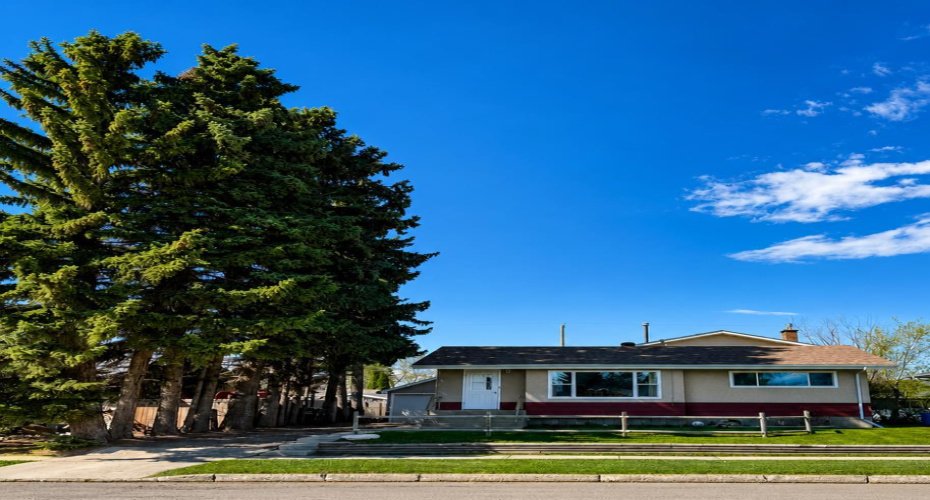 4606 50 Avenue, Vermilion, Alberta T9X 1R5, 4 Bedrooms Bedrooms, ,3 BathroomsBathrooms,Residential,For Sale,50,A2289205