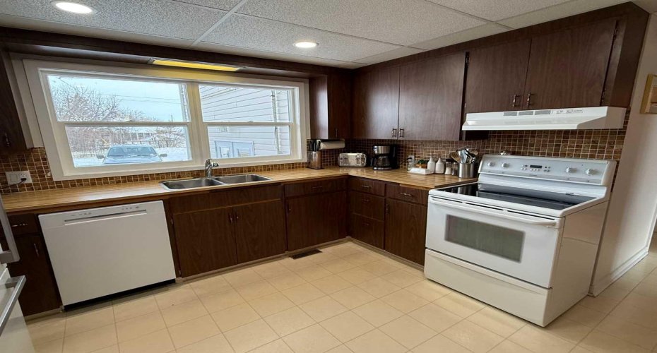 4606 50 Avenue, Vermilion, Alberta T9X 1R5, 4 Bedrooms Bedrooms, ,3 BathroomsBathrooms,Residential,For Sale,50,A2289205
