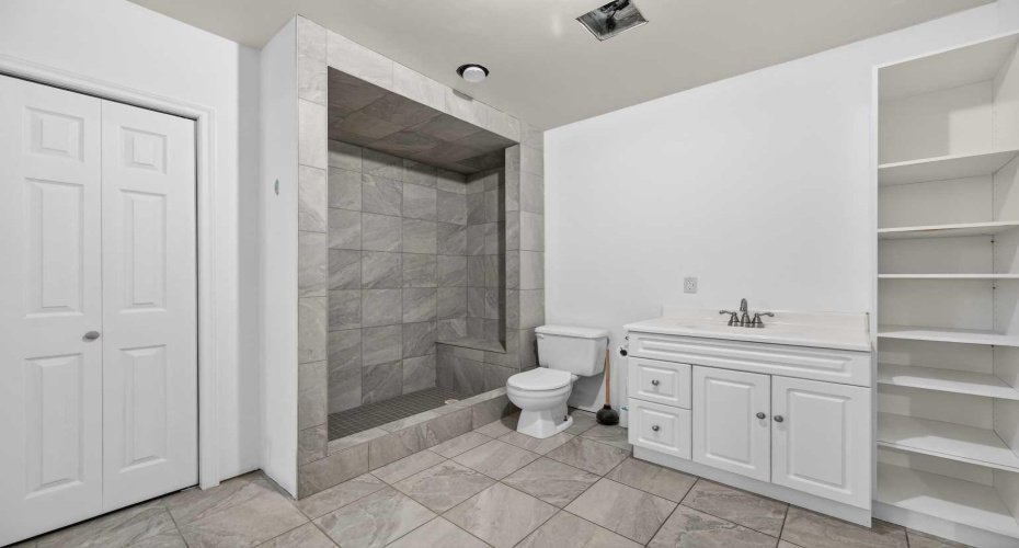 Main Home Basement full bath plus another laundry hook up