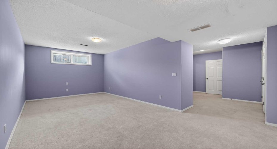 Suite Home lower bedroom