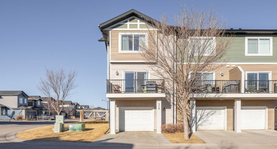Detached Garage