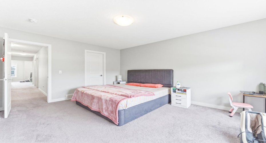 14 Belvedere Point, Calgary, Alberta T2A 7G1, 5 Bedrooms Bedrooms, ,4 BathroomsBathrooms,Residential,For Sale,Belvedere,A2288090