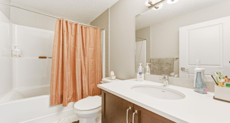 14 Belvedere Point, Calgary, Alberta T2A 7G1, 5 Bedrooms Bedrooms, ,4 BathroomsBathrooms,Residential,For Sale,Belvedere,A2288090