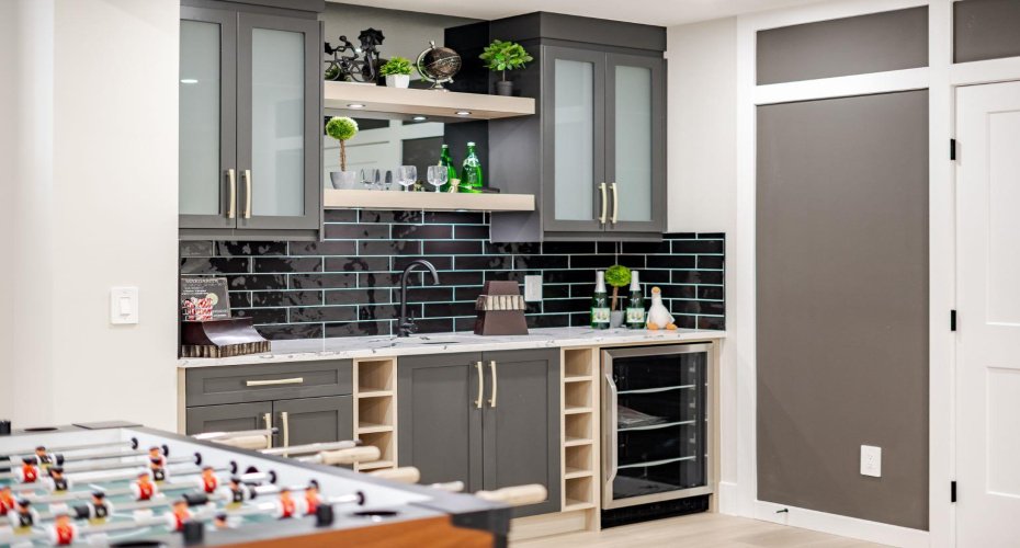 2057 Waterbury Road, Chestermere, Alberta T1X 3A9, 7 Bedrooms Bedrooms, ,5 BathroomsBathrooms,Residential,For Sale,Waterbury,A2288443