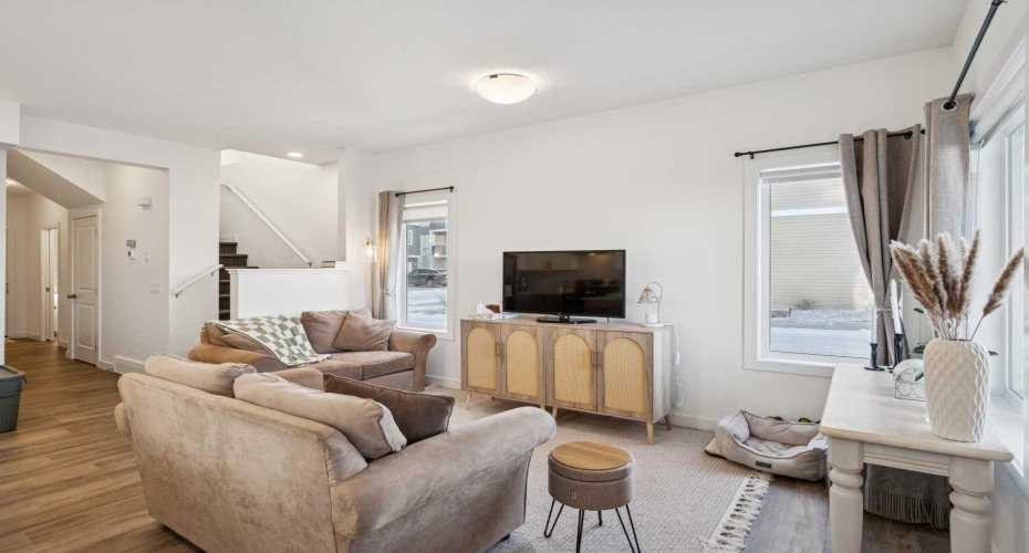 24 Rivercrest Drive, Cochrane, Alberta T4C 2V2, 3 Bedrooms Bedrooms, ,3 BathroomsBathrooms,Residential,For Sale,Rivercrest,A2286814