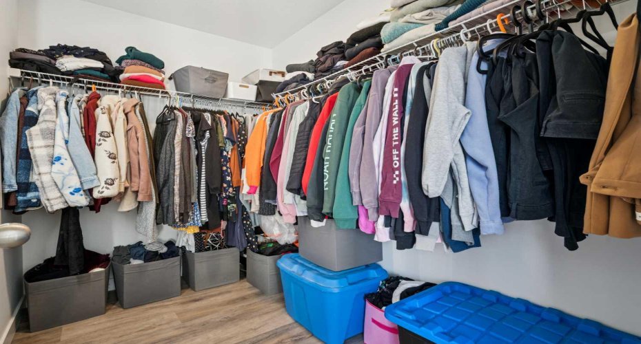 24 Rivercrest Drive, Cochrane, Alberta T4C 2V2, 3 Bedrooms Bedrooms, ,3 BathroomsBathrooms,Residential,For Sale,Rivercrest,A2286814