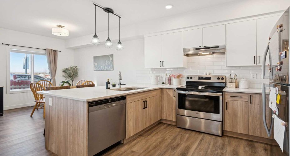 24 Rivercrest Drive, Cochrane, Alberta T4C 2V2, 3 Bedrooms Bedrooms, ,3 BathroomsBathrooms,Residential,For Sale,Rivercrest,A2286814