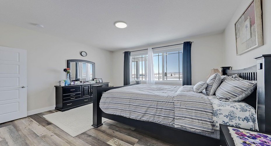 125 Westview Drive, Nanton, Alberta T0L 1R0, 6 Bedrooms Bedrooms, ,4 BathroomsBathrooms,Residential,For Sale,Westview,A2288042