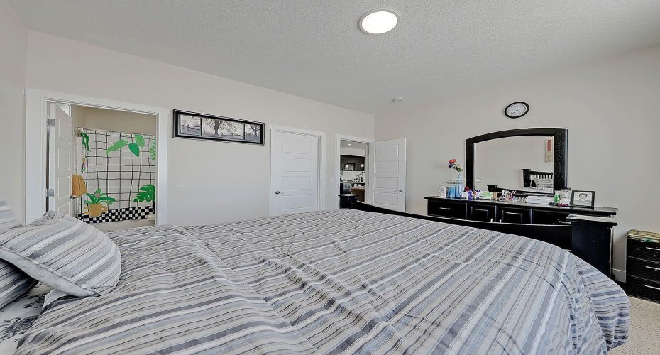 125 Westview Drive, Nanton, Alberta T0L 1R0, 6 Bedrooms Bedrooms, ,4 BathroomsBathrooms,Residential,For Sale,Westview,A2288042
