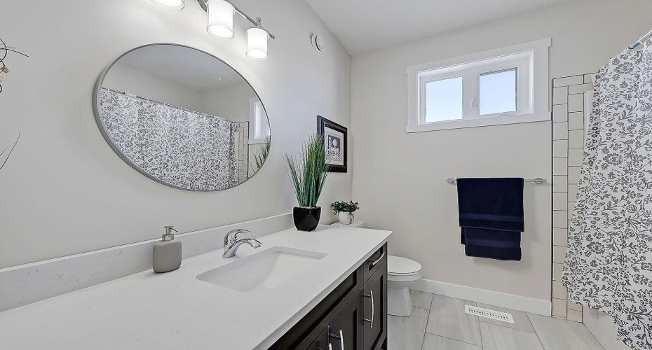 125 Westview Drive, Nanton, Alberta T0L 1R0, 6 Bedrooms Bedrooms, ,4 BathroomsBathrooms,Residential,For Sale,Westview,A2288042