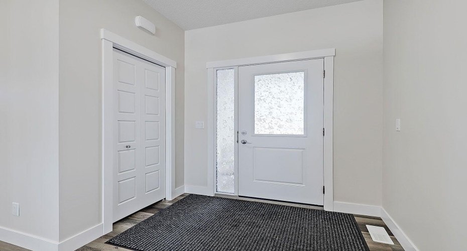 125 Westview Drive, Nanton, Alberta T0L 1R0, 6 Bedrooms Bedrooms, ,4 BathroomsBathrooms,Residential,For Sale,Westview,A2288042