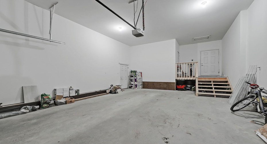 125 Westview Drive, Nanton, Alberta T0L 1R0, 6 Bedrooms Bedrooms, ,4 BathroomsBathrooms,Residential,For Sale,Westview,A2288042