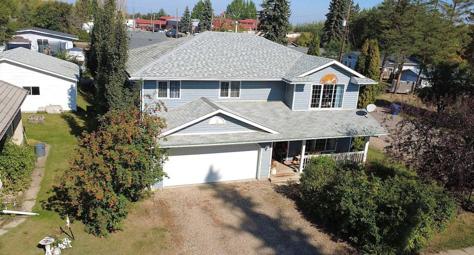 220 1 Avenue, Maidstone, Saskatchewan S0M 1M0, 4 Bedrooms Bedrooms, ,3 BathroomsBathrooms,Residential,For Sale,1,A2289430
