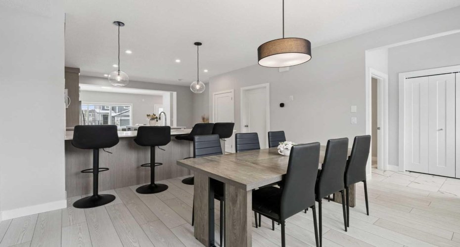 556 Chelsea Gardens, Chestermere, Alberta T1X2V4, 3 Bedrooms Bedrooms, ,3 BathroomsBathrooms,Residential,For Sale,Chelsea,A2289565