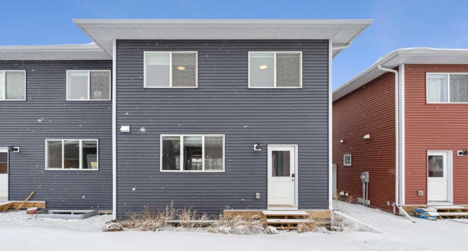 556 Chelsea Gardens, Chestermere, Alberta T1X2V4, 3 Bedrooms Bedrooms, ,3 BathroomsBathrooms,Residential,For Sale,Chelsea,A2289565