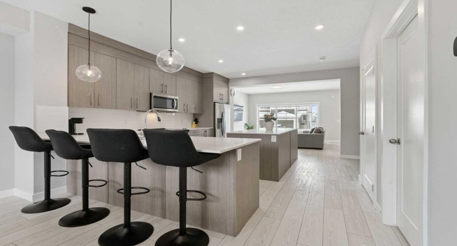 556 Chelsea Gardens, Chestermere, Alberta T1X2V4, 3 Bedrooms Bedrooms, ,3 BathroomsBathrooms,Residential,For Sale,Chelsea,A2289565