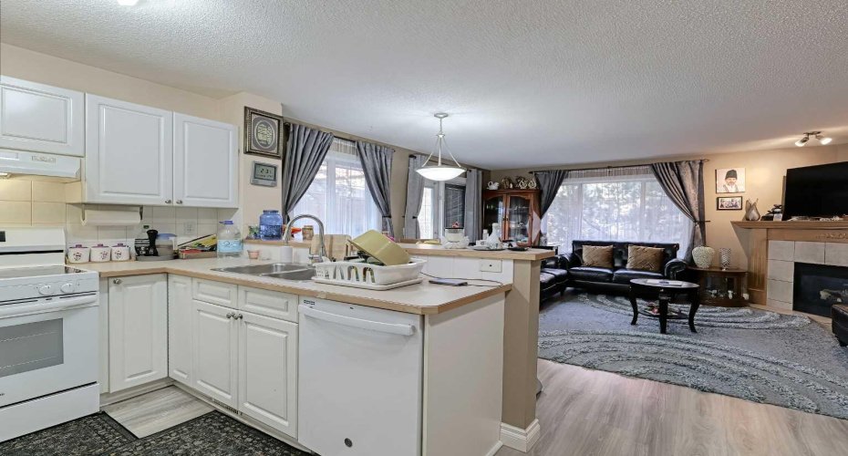 501 Coral Cove, Calgary, Alberta T3J 3Y9, 2 Bedrooms Bedrooms, ,3 BathroomsBathrooms,Residential,For Sale,Coral,A2280990