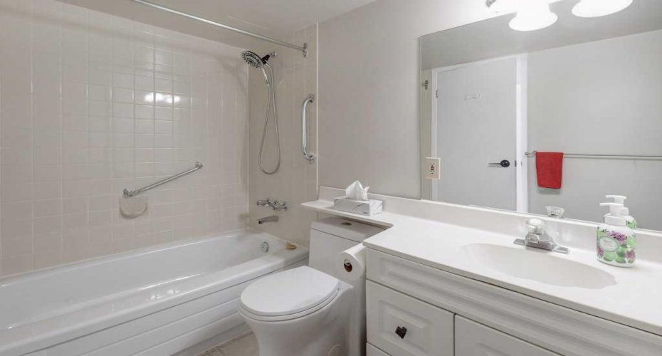 8604 48 Avenue, Calgary, Alberta T3B 5E6, 2 Bedrooms Bedrooms, ,1 BathroomBathrooms,Residential,For Sale,48,A2289818