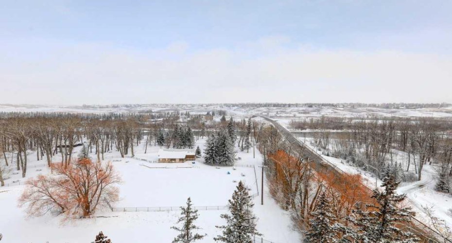 8604 48 Avenue, Calgary, Alberta T3B 5E6, 2 Bedrooms Bedrooms, ,1 BathroomBathrooms,Residential,For Sale,48,A2289818